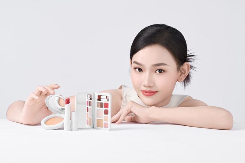 口红彩妆